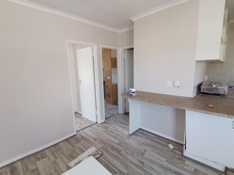 2 Bedroom Property for Sale in Pinelands Western Cape